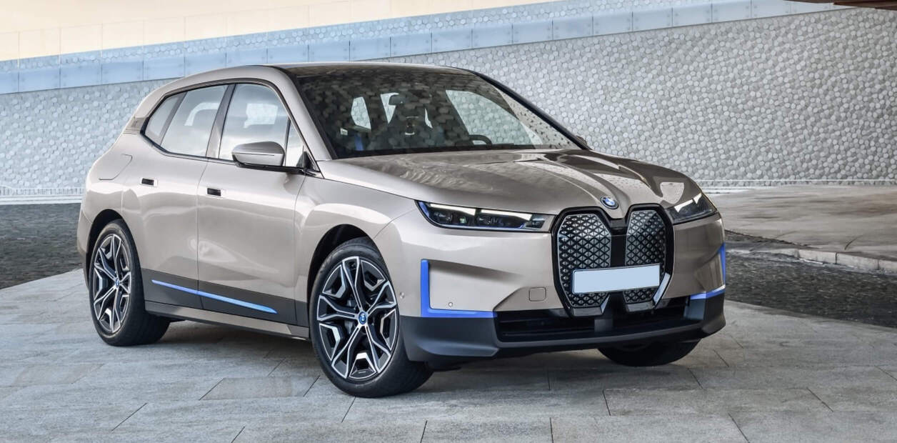 BMW iX   Electric