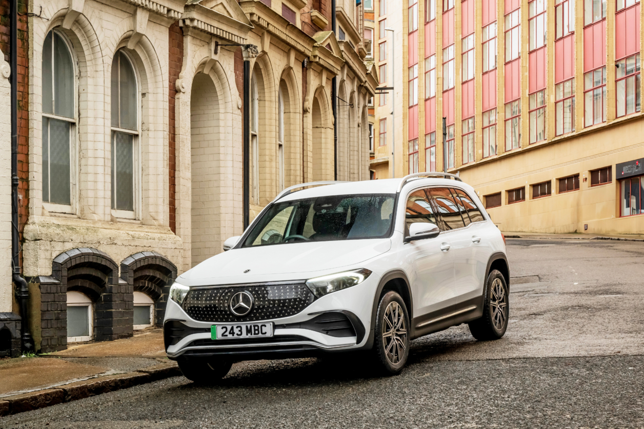Mercedes-Benz EQB   Electric
