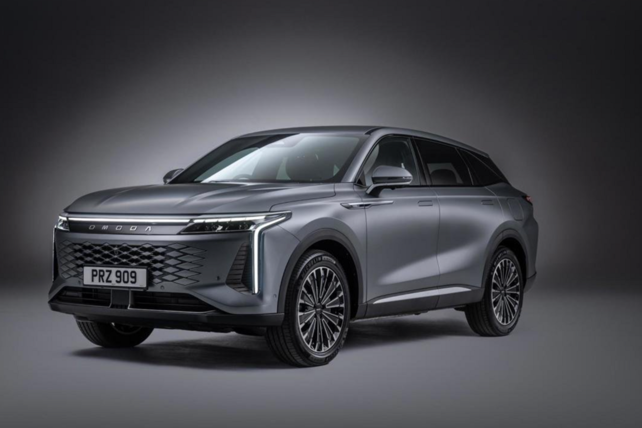 OMODA 9   Plug-in Hybrid