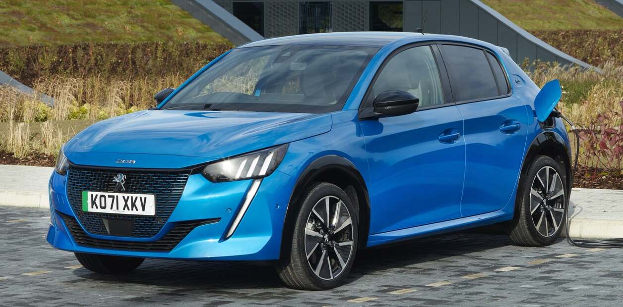 Peugeot e-208   Electric