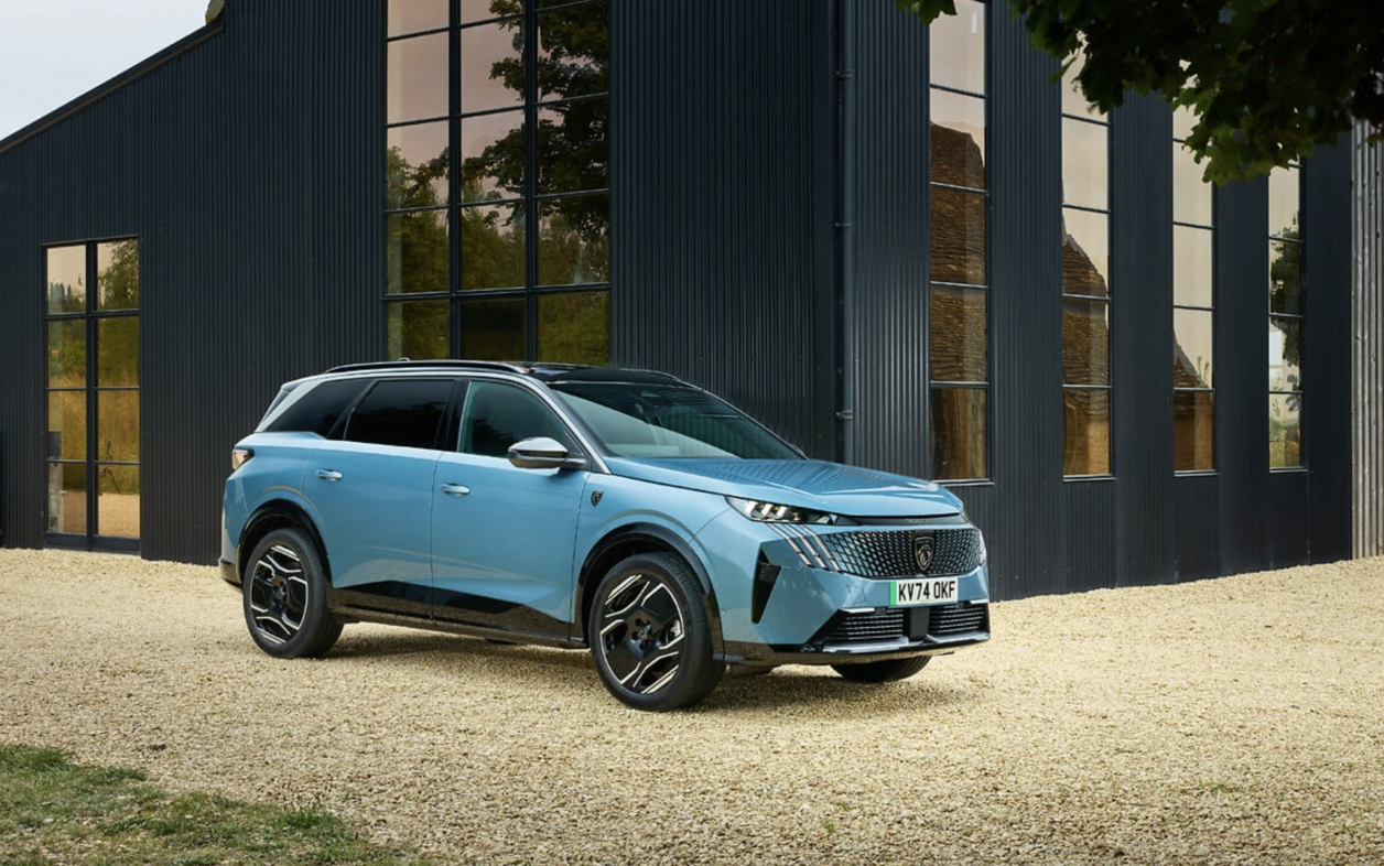 Peugeot 5008   Electric