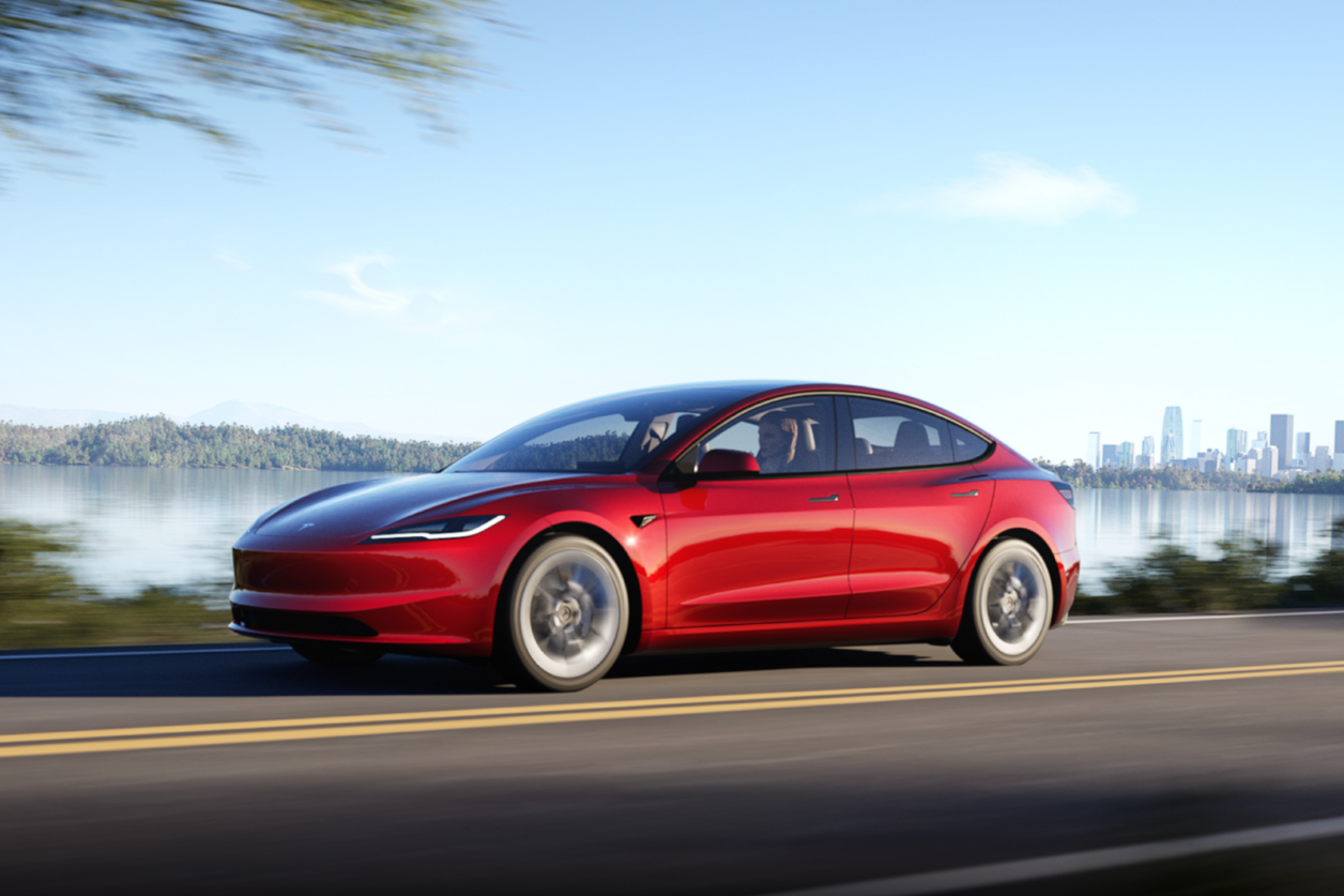 Tesla Model 3 Saloon Electric